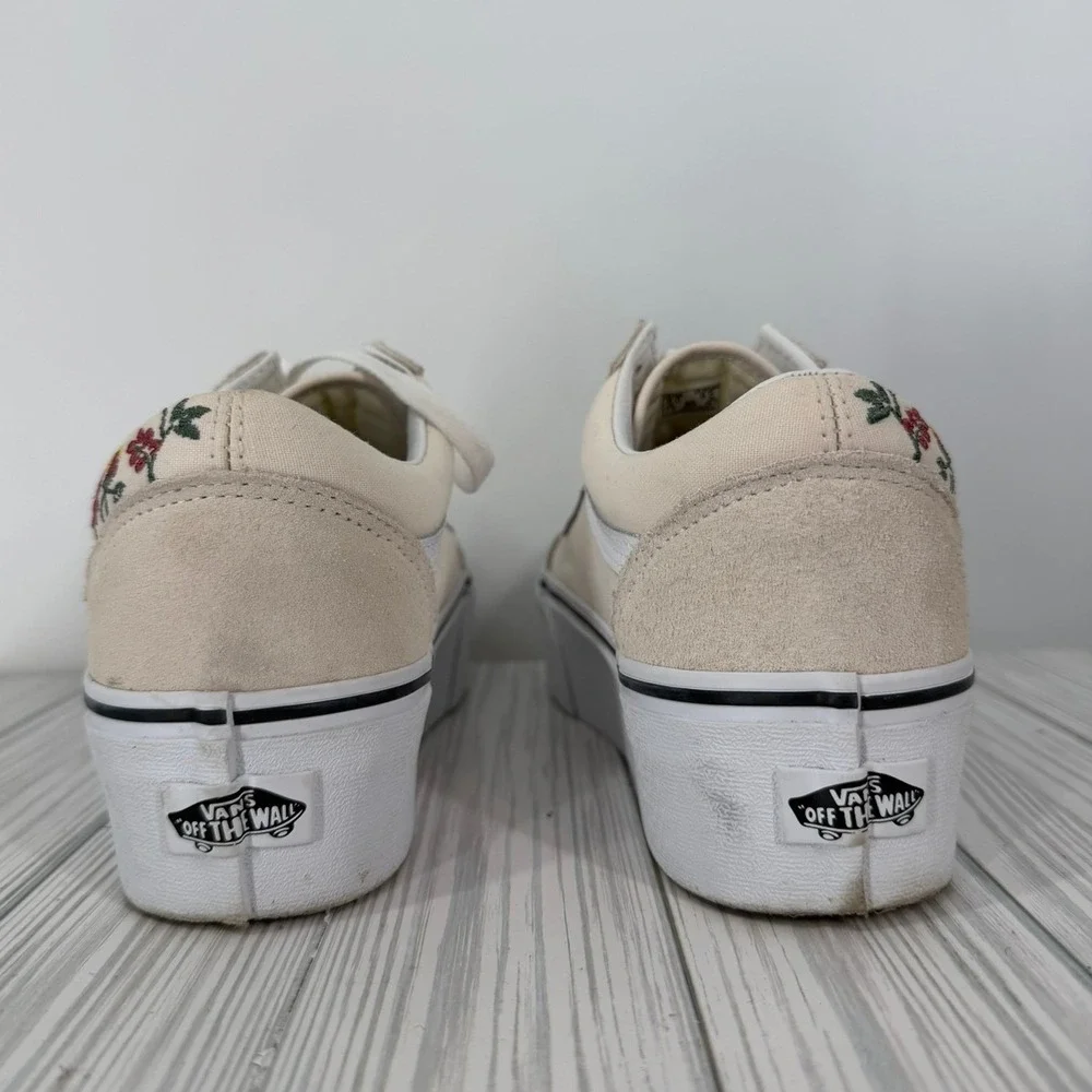 Vans Stackform Platform Sneakers Floral Embroidery Marshmallow Cream Women's 9.5